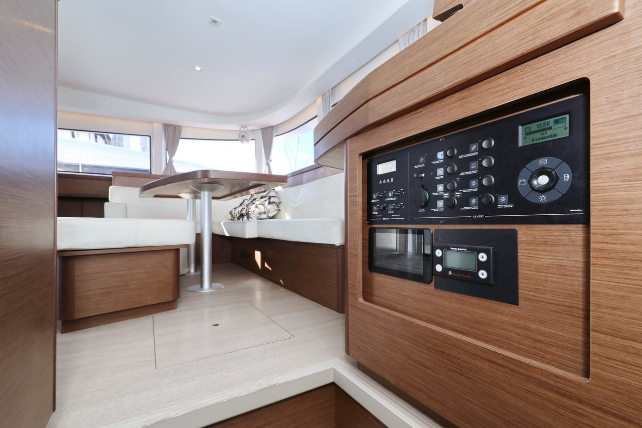 Lagoon 42, Madre Perla | Yacht Charter Croatia