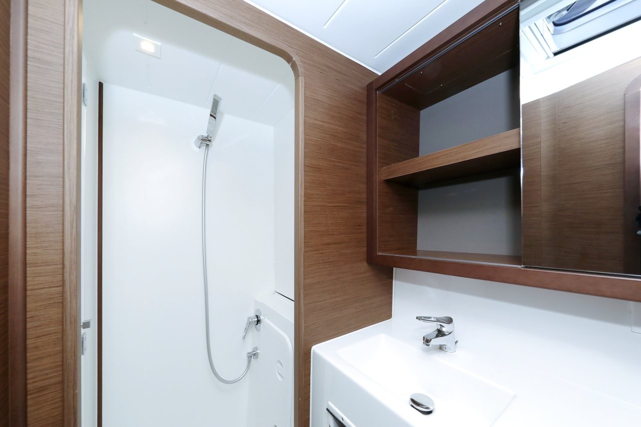 Lagoon 42, Madre Perla | Yacht Charter Croatia