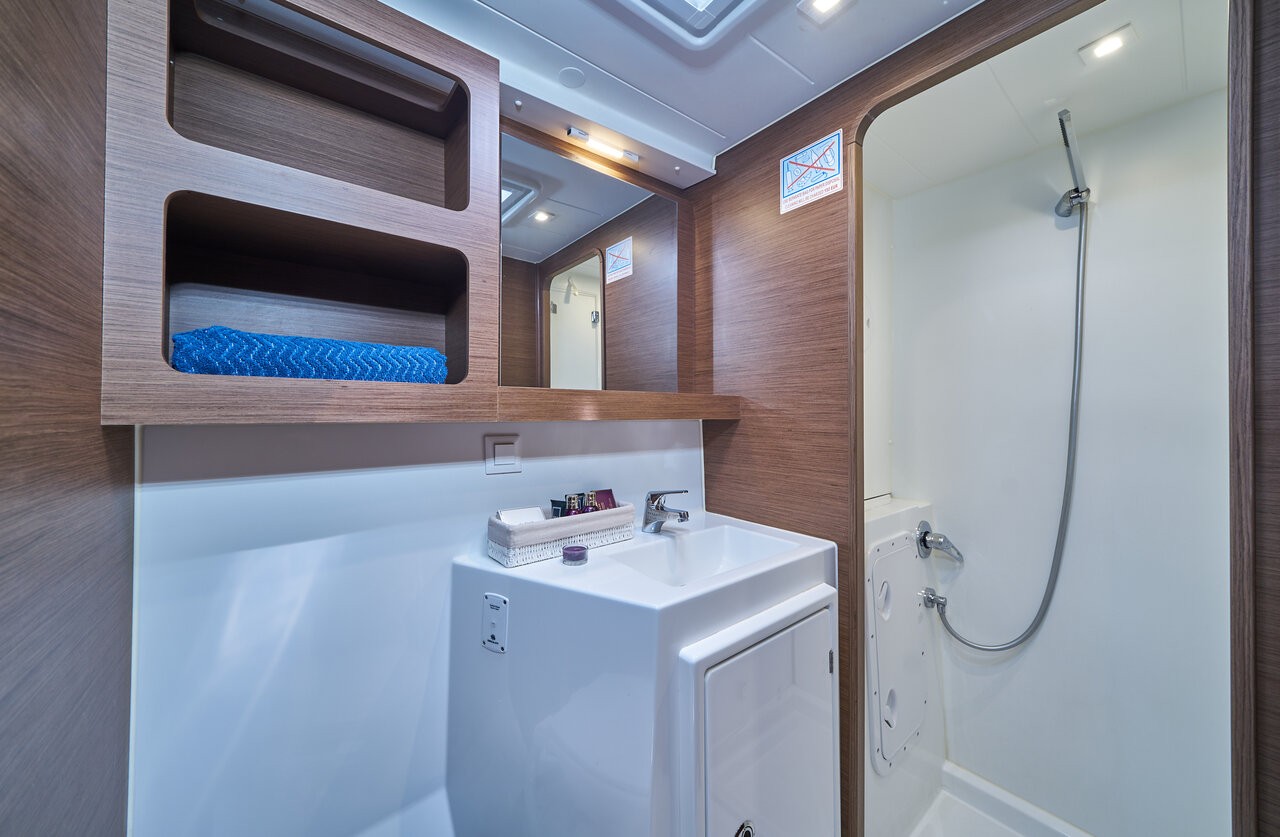 Lagoon 42, Aura | Yacht Charter Croatia