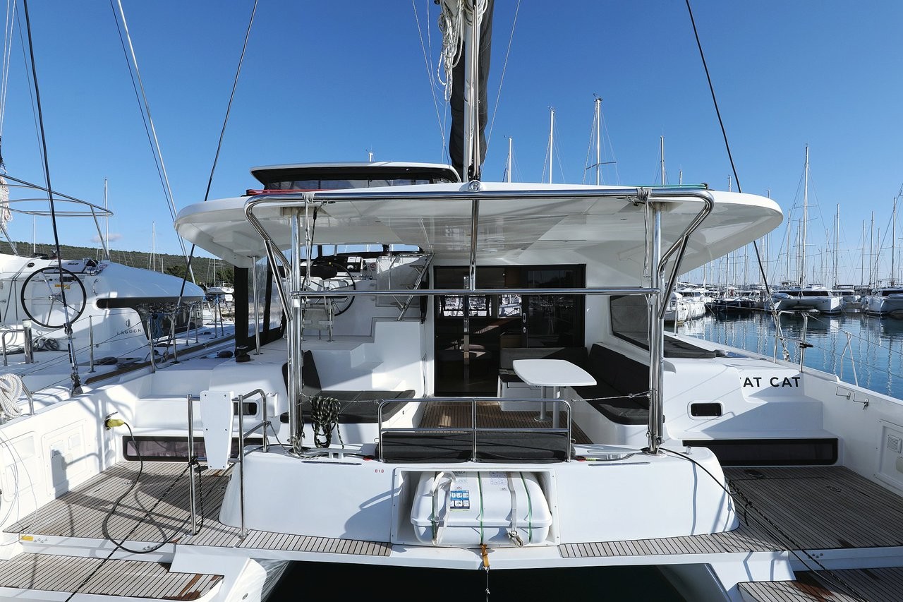 Lagoon 42, Fat Cat | Yachtcharter Kroatien