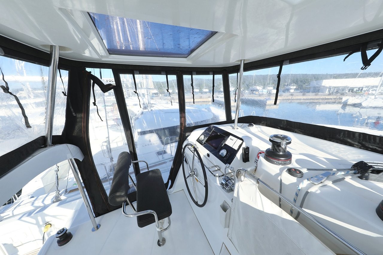 Lagoon 42, Fat Cat | Yachtcharter Kroatien