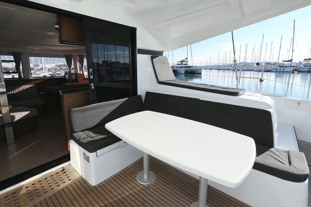 Lagoon 42, Fat Cat | Yachtcharter Kroatien