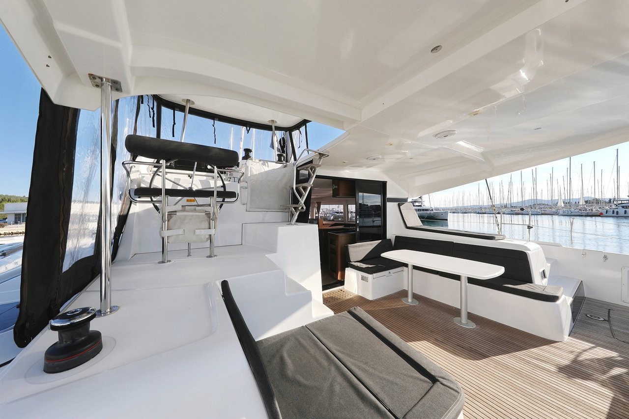 Lagoon 42, Fat Cat | Yachtcharter Kroatien