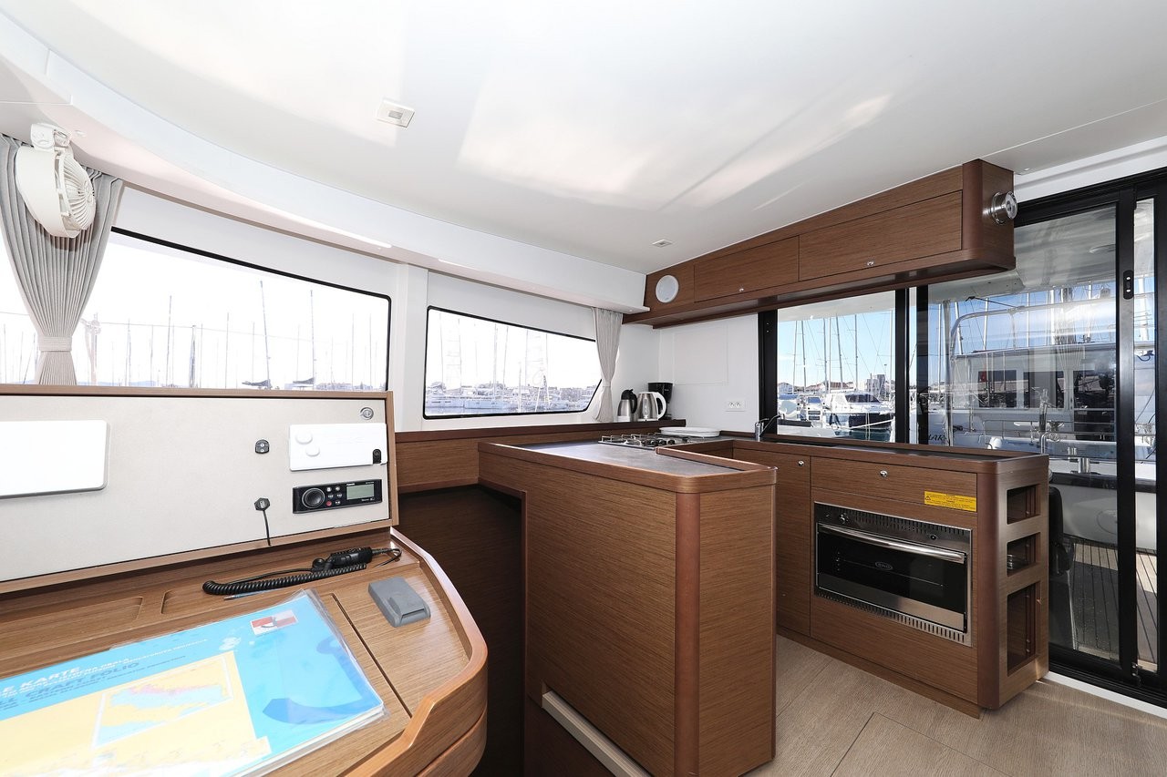 Lagoon 42, Fat Cat | Yachtcharter Kroatien