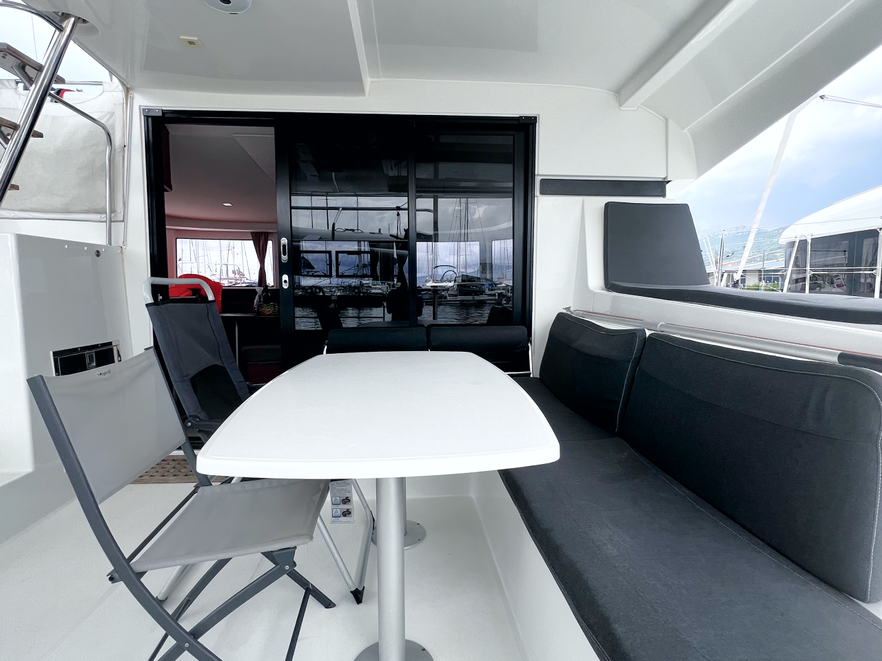 Lagoon 42, Love Hunter | Yacht Charter Croatia