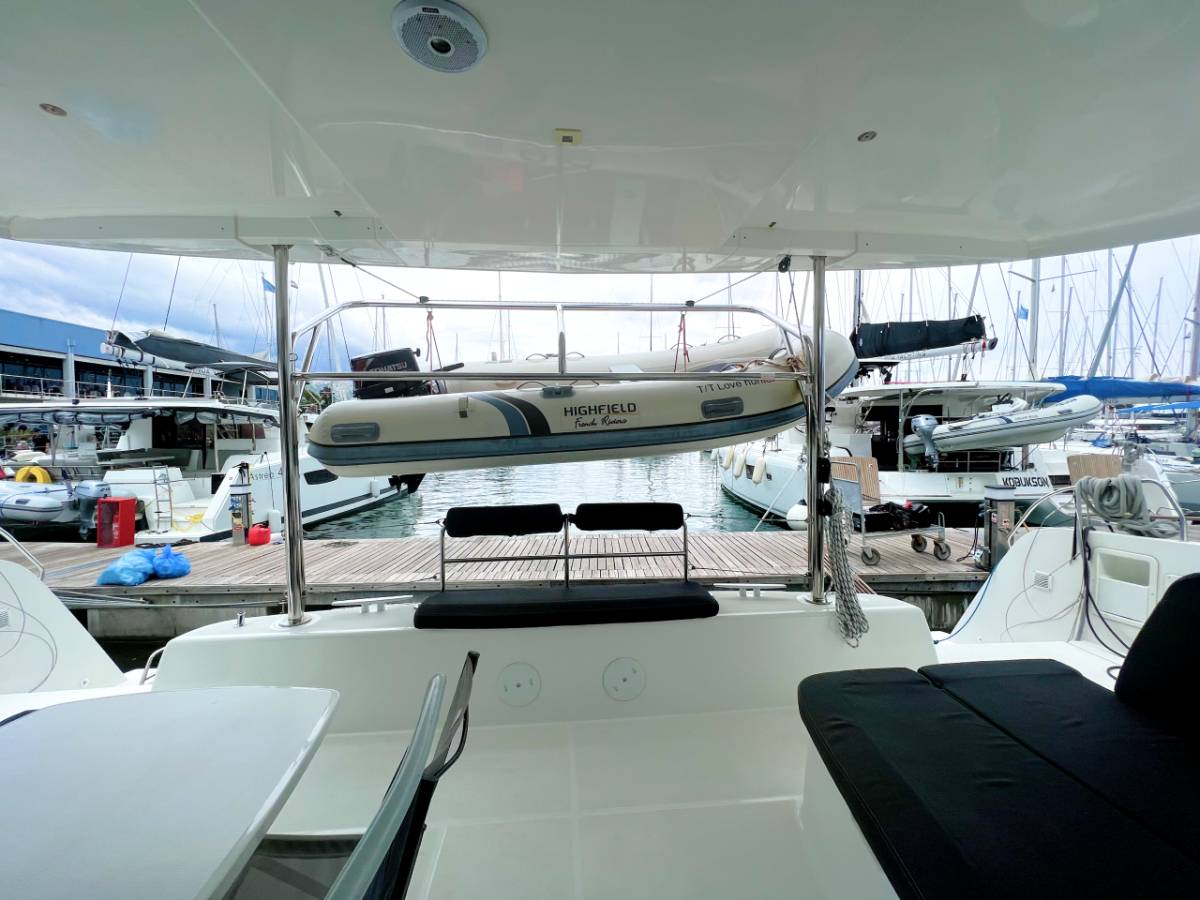 Lagoon 42, Love Hunter | Yacht Charter Croatia