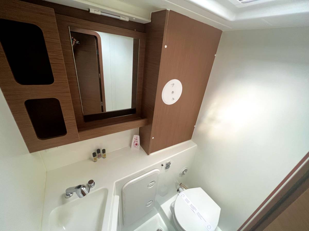 Lagoon 42, Love Hunter | Yacht Charter Croatia