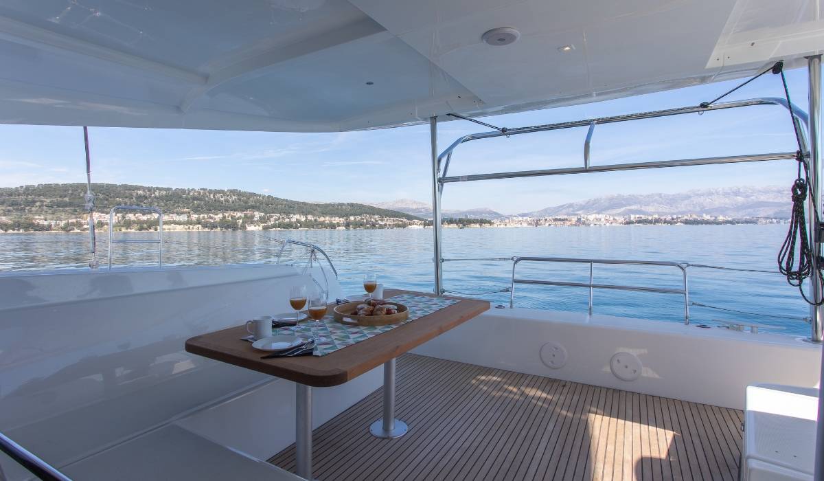 Lagoon 42, Gioia | Yacht Charter Croatia