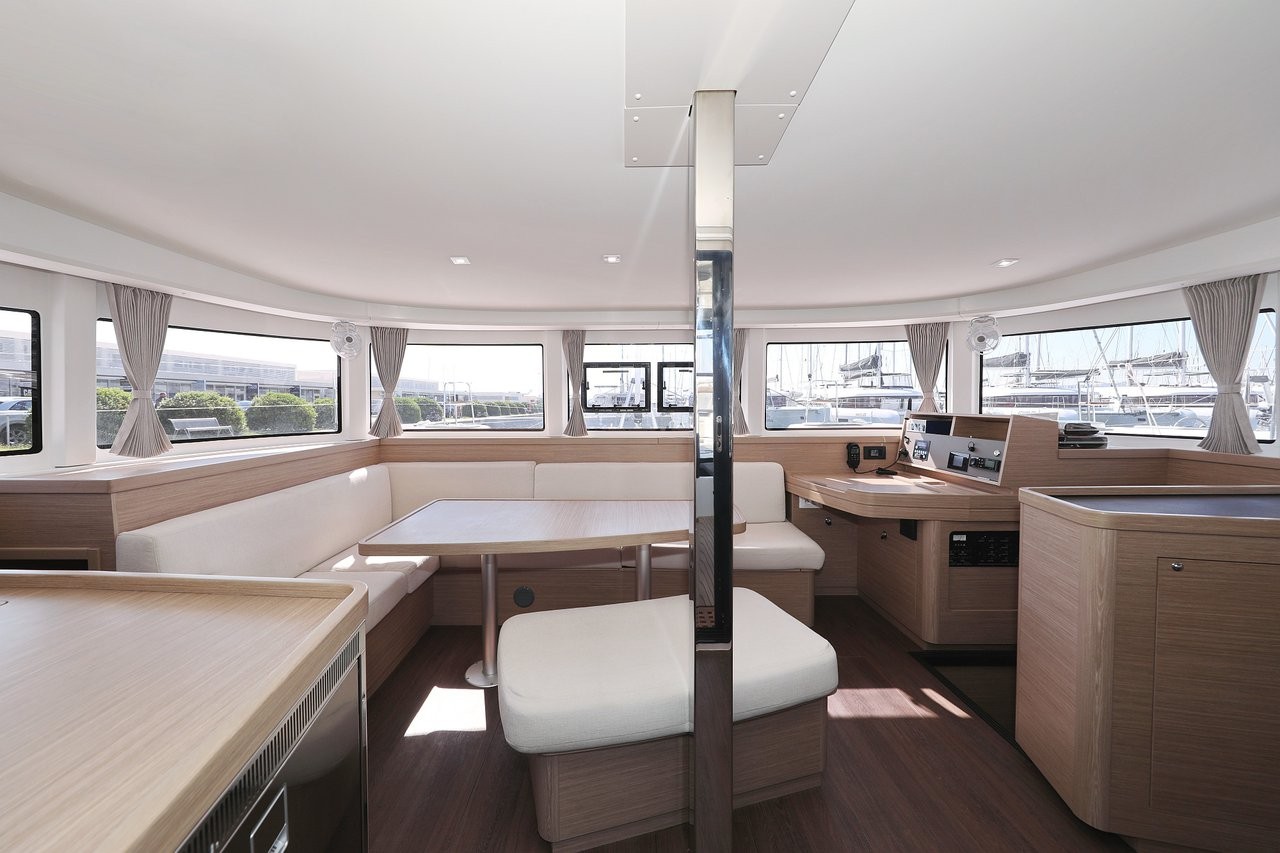 Lagoon 42, Luna | Yacht Charter Croatia