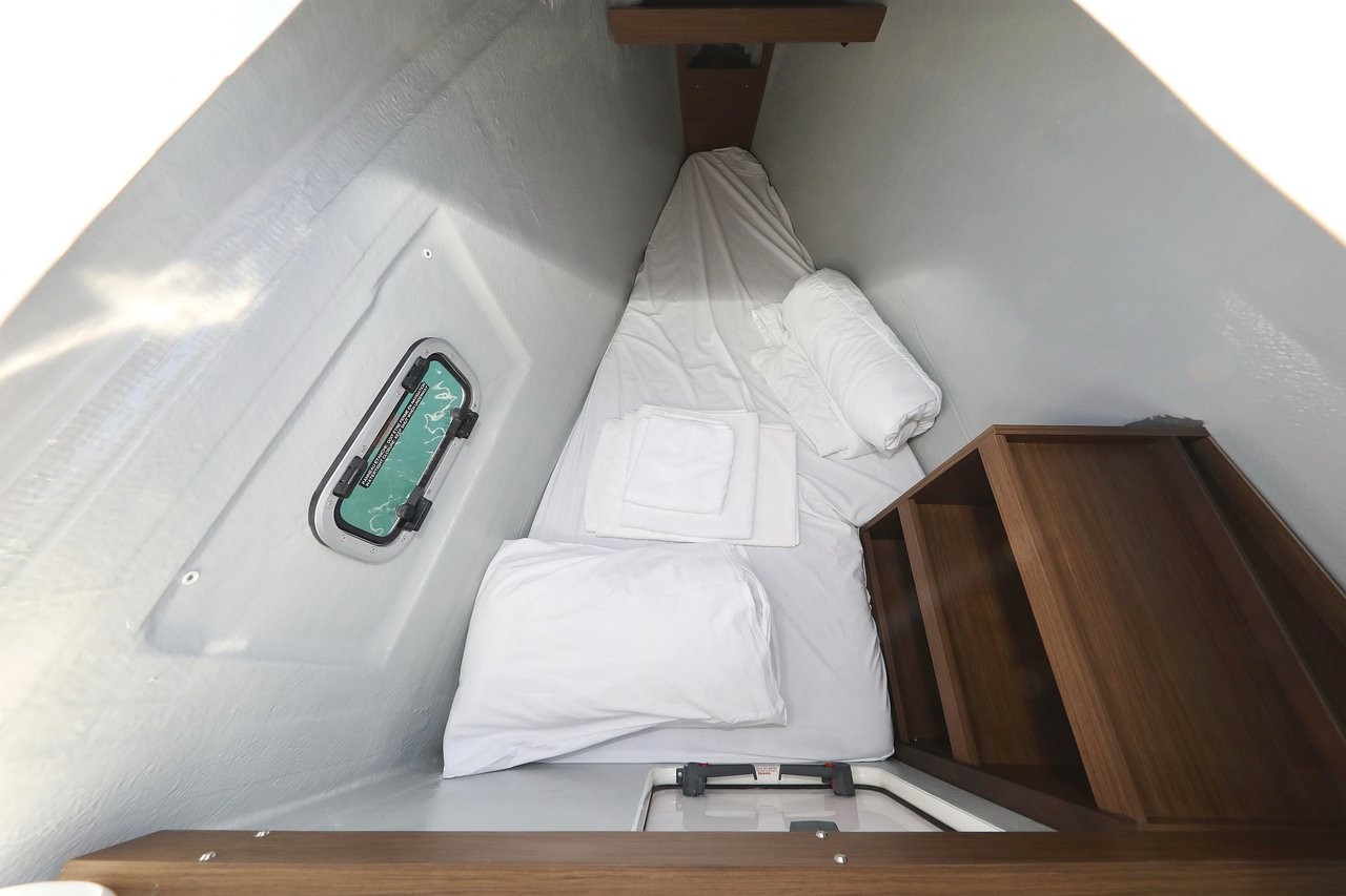 Lagoon 42, Rea | Yacht Charter Croatia