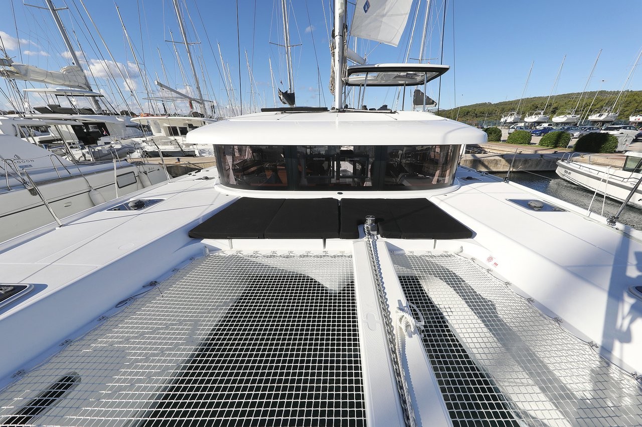 Lagoon 42, Rea | Yacht Charter Croatia