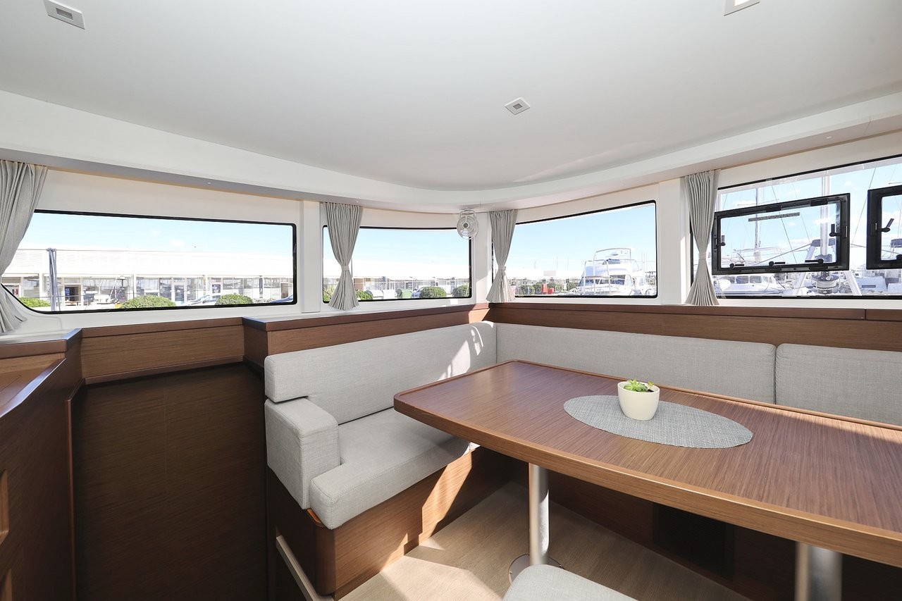 Lagoon 42, Rea | Yacht Charter Croatia