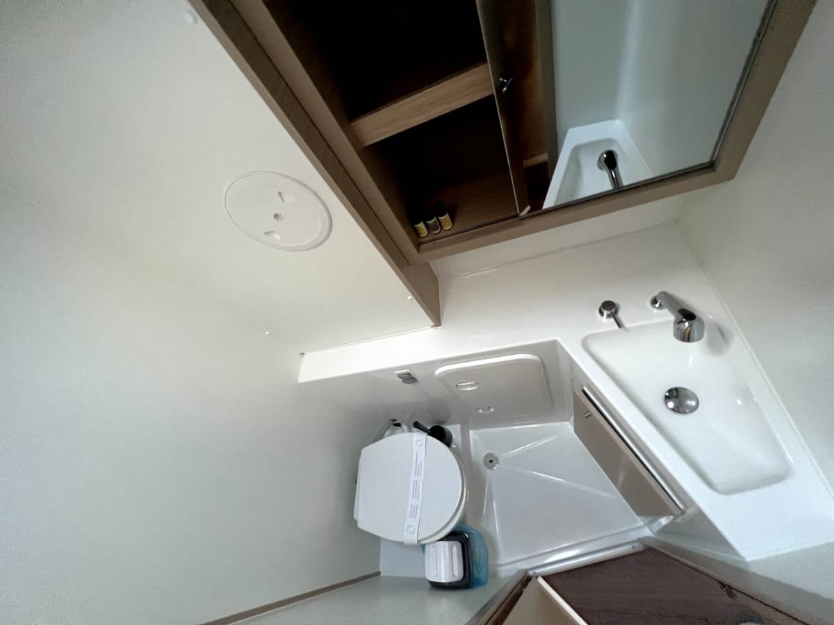 Lagoon 42, Bendmill | Yacht Charter Croatia