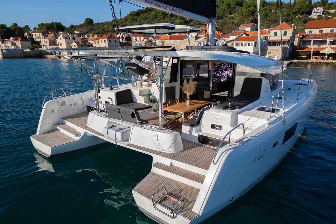 Lagoon 42, Mare Sunce | Yacht Charter Croatia