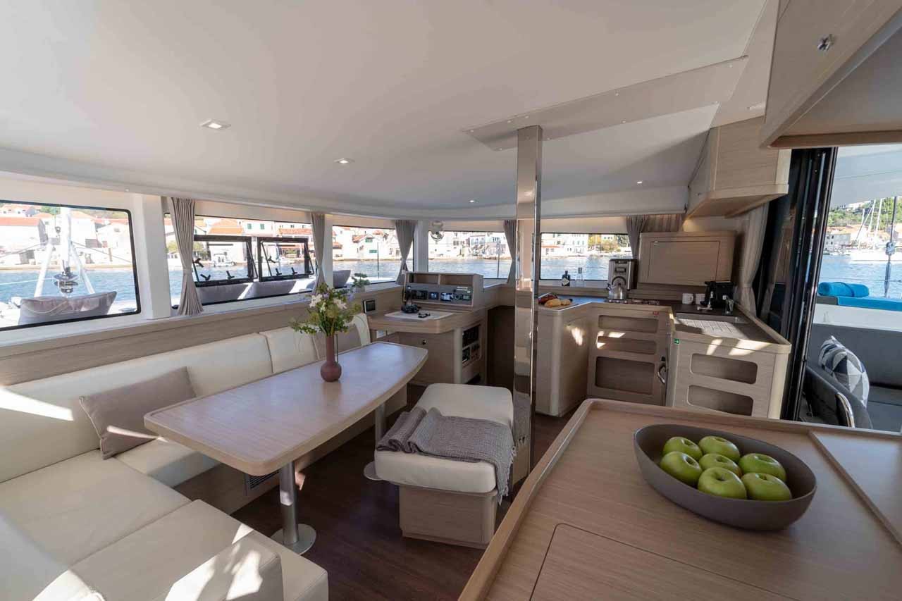 Lagoon 42, Mare Sunce | Yacht Charter Croatia