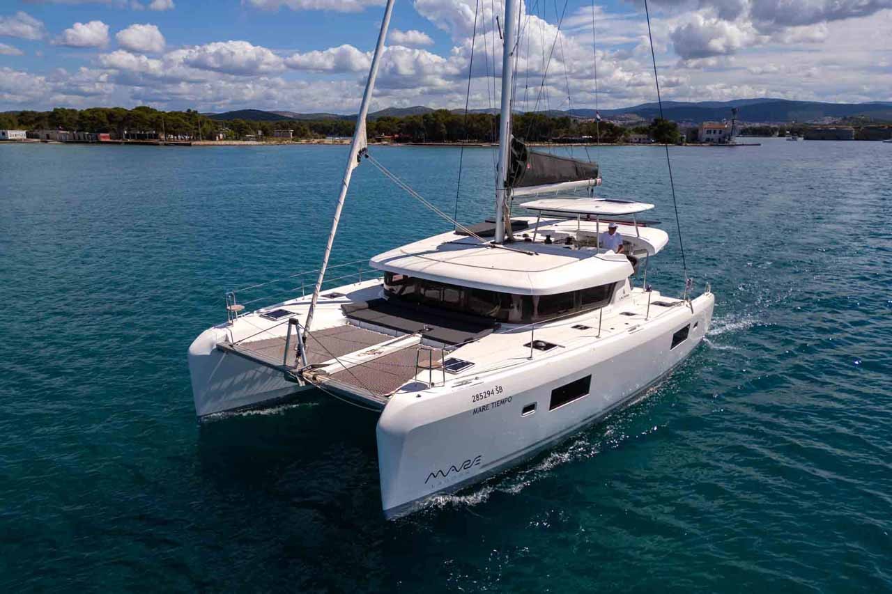 Lagoon 42, Mare Tiempo | Yacht Charter Croatia