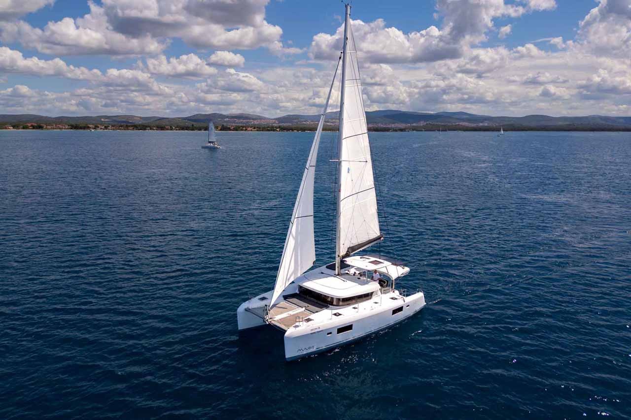 Lagoon 42, Mare Tiempo | Yacht Charter Croatia