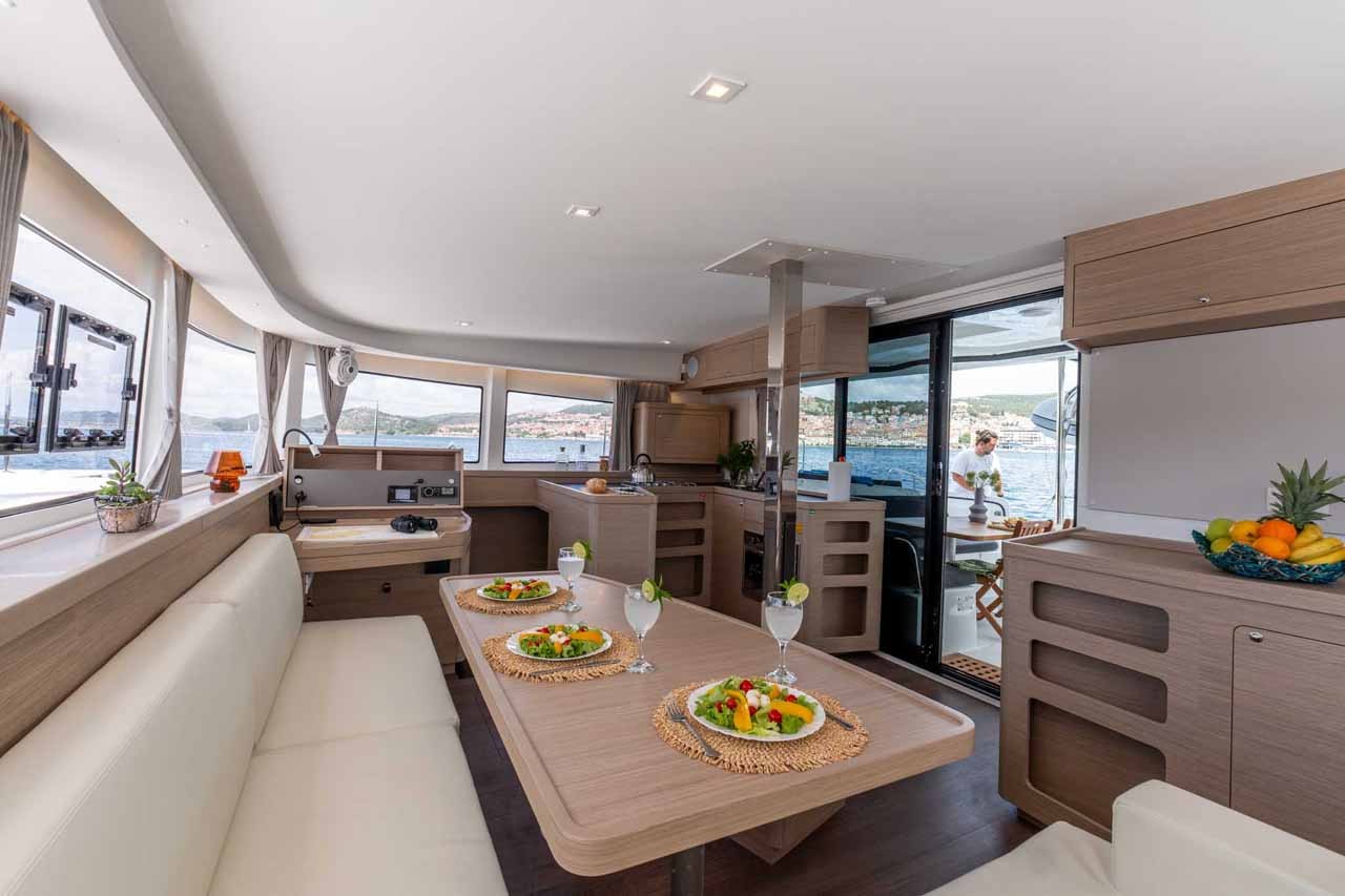 Lagoon 42, Mare Tiempo | Yacht Charter Croatia