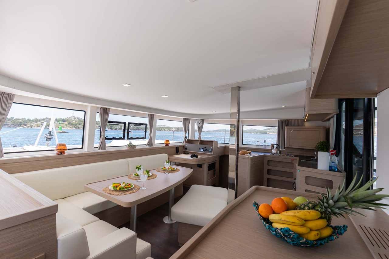 Lagoon 42, Mare Tiempo | Yacht Charter Croatia