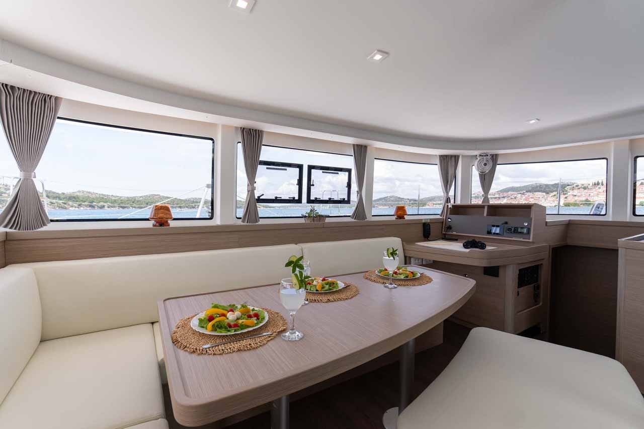 Lagoon 42, Mare Tiempo | Yacht Charter Croatia