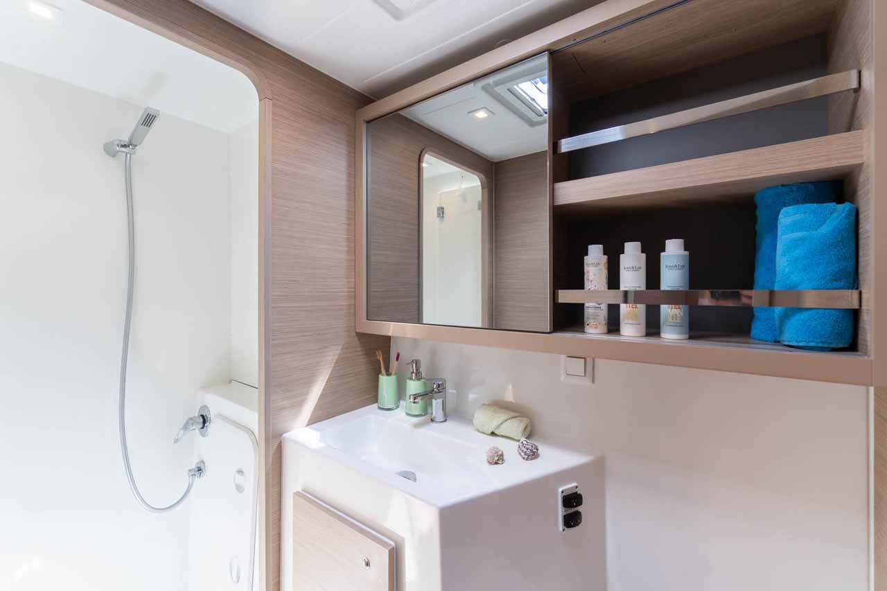 Lagoon 42, Mare Tiempo | Yacht Charter Croatia