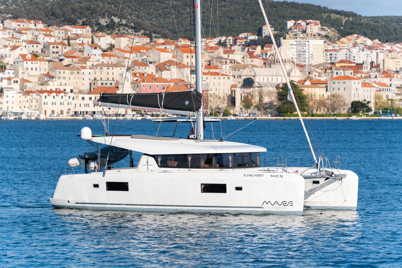 Lagoon 42, Flying Horst | Yacht Charter Croatia