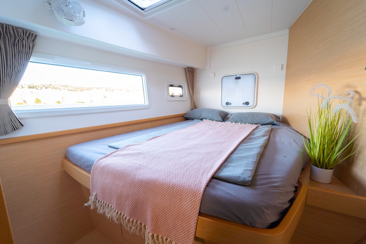 Lagoon 42, Flying Horst | Yacht Charter Croatia