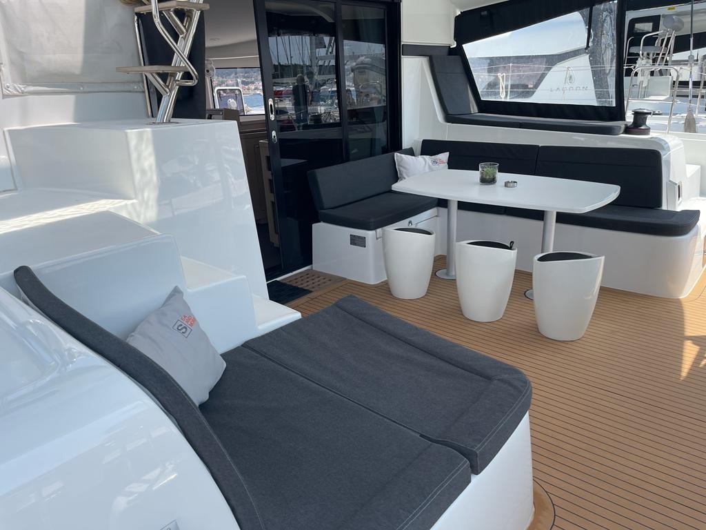 Lagoon 42, Ocean Pearl | Yacht Charter Croatia