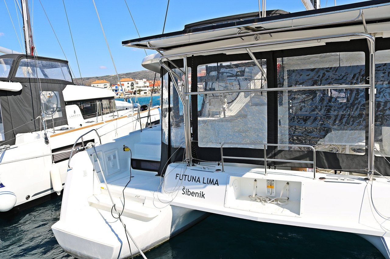 Lagoon 42, Futuna Lima | Yachtcharter Kroatien