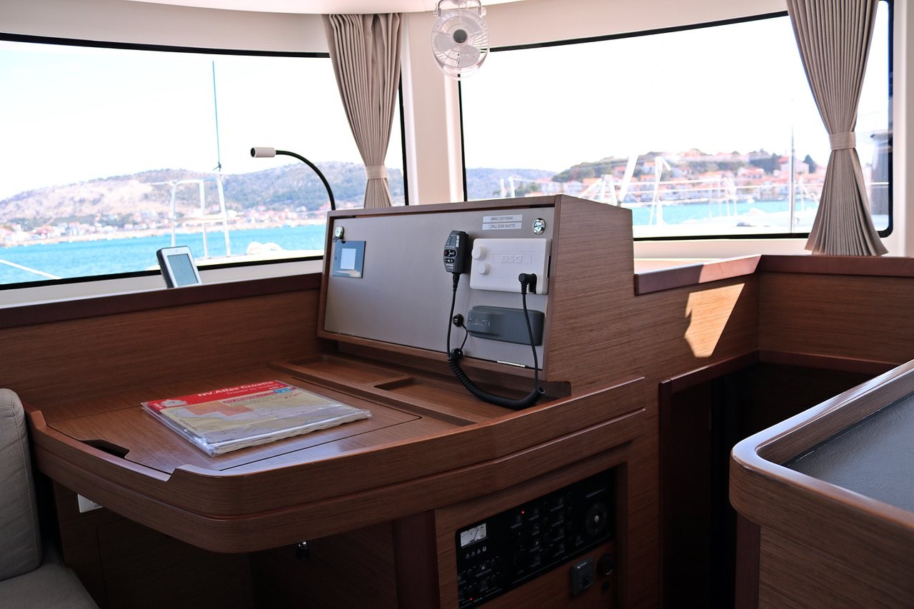 Lagoon 42, Futuna Lima | Yachtcharter Kroatien