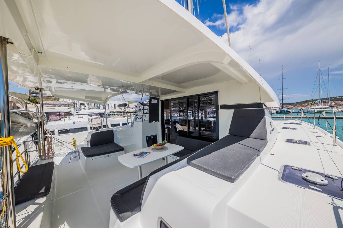 Lagoon 42, Edita | Yacht Charter Croatia