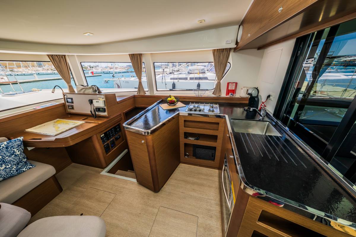 Lagoon 42, Edita | Yacht Charter Croatia