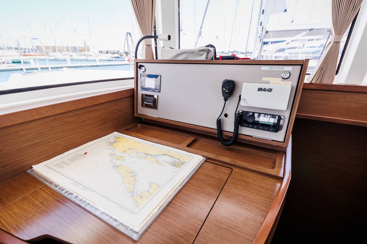 Lagoon 42, Edita | Yacht Charter Croatia