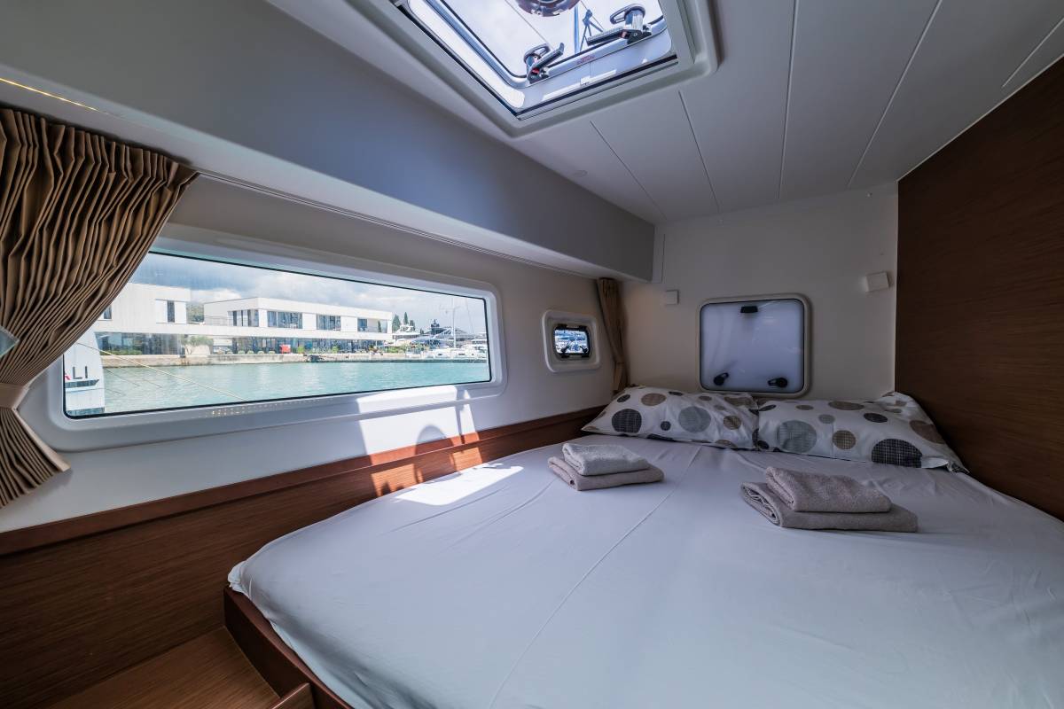 Lagoon 42, Edita | Yacht Charter Croatia