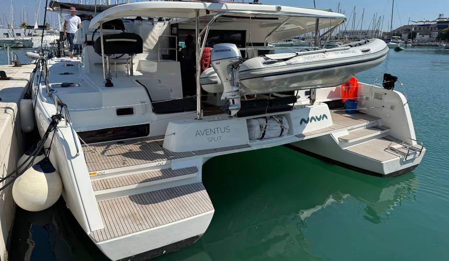 Lagoon 42, Aventus | Yacht Charter Croatia