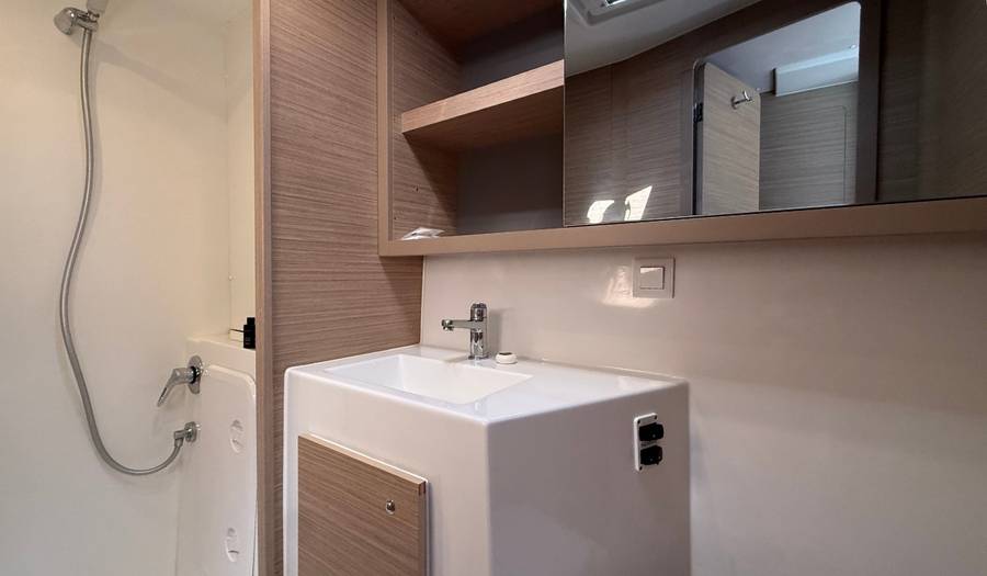 Lagoon 42, Aventus | Yacht Charter Croatia