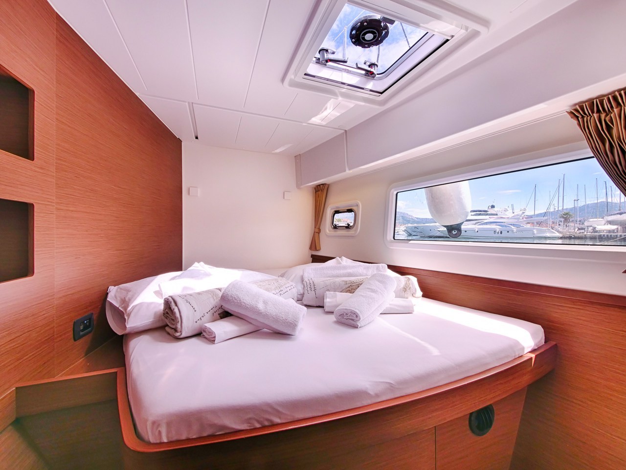 Lagoon 42, Sea Voyager | Yacht Charter Croatia