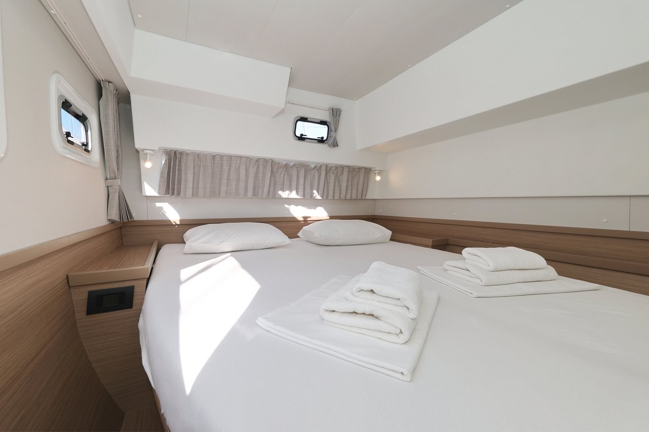 Lagoon 42, Dear John | Yacht Charter Croatia