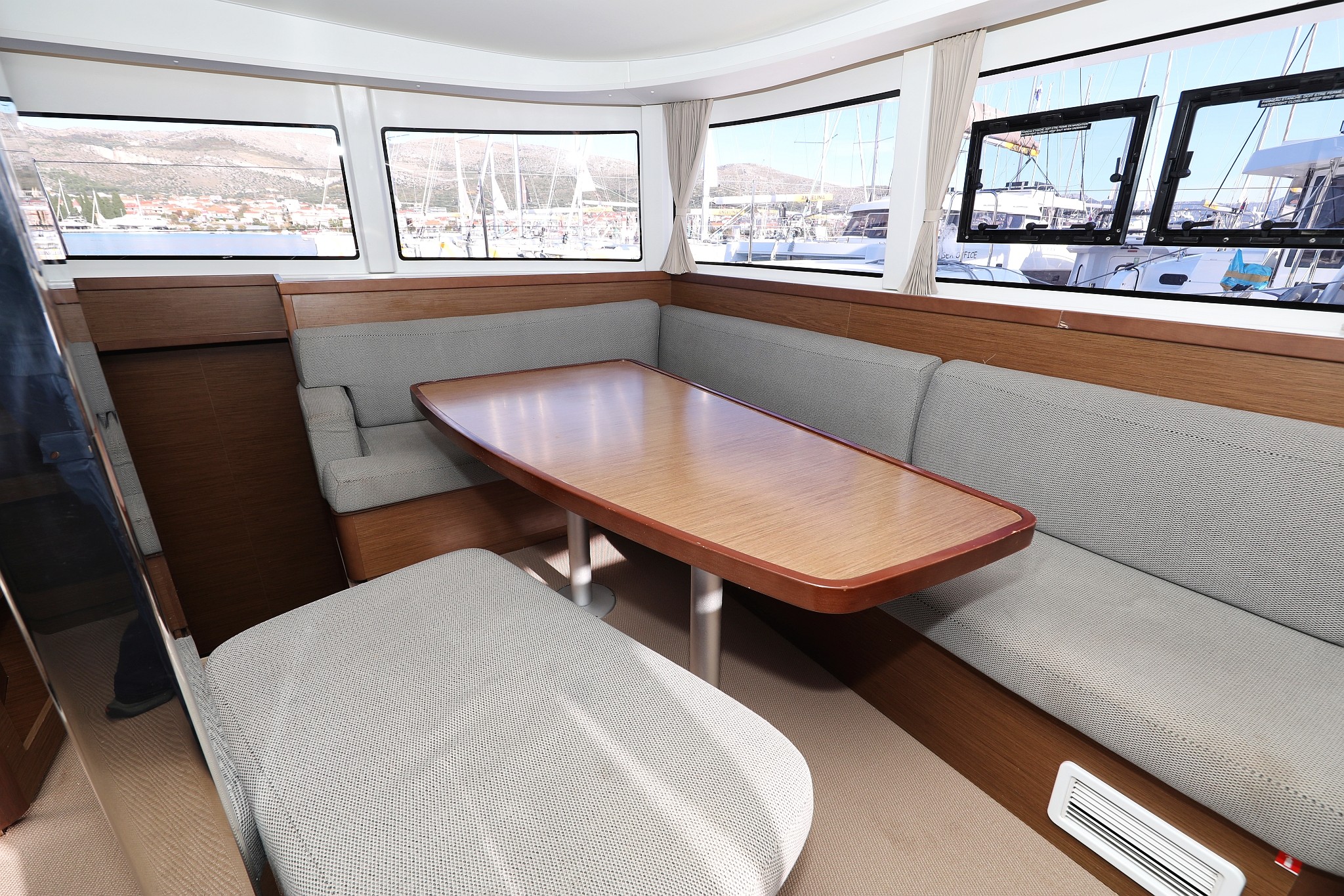 Lagoon 42, Easy Course | Yacht Charter Croatia