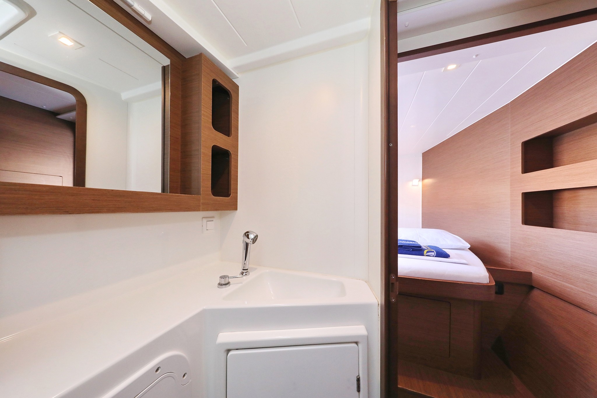 Lagoon 42, Easy Course | Yacht Charter Croatia