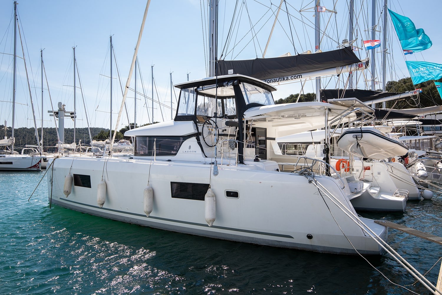 Lagoon 42, Mare Fiero | Yacht Charter Croatia