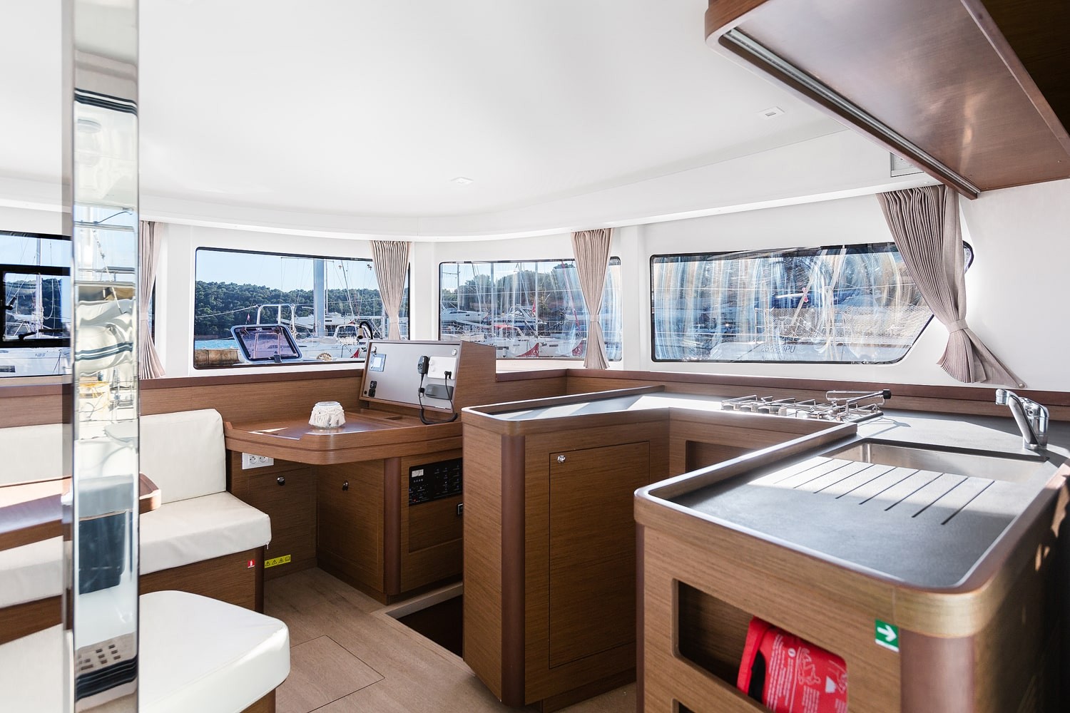 Lagoon 42, Mare Fiero | Yacht Charter Croatia