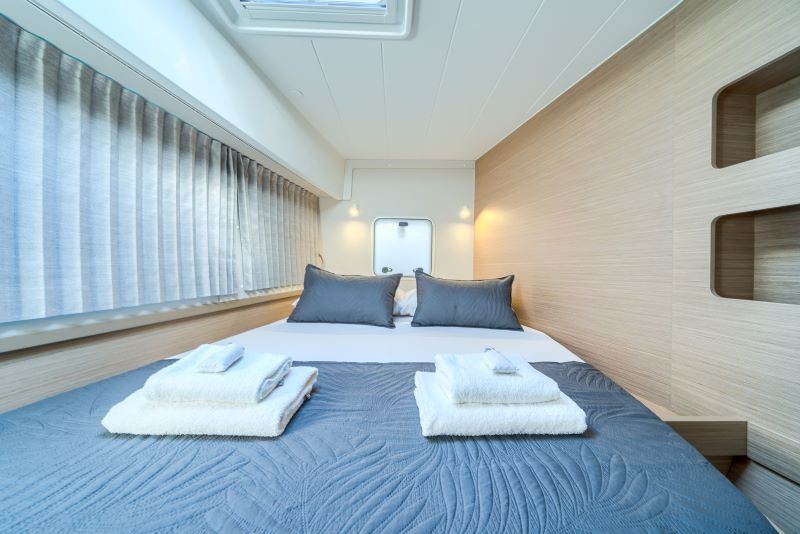 Lagoon 42, Olyntha | Yacht Charter Croatia