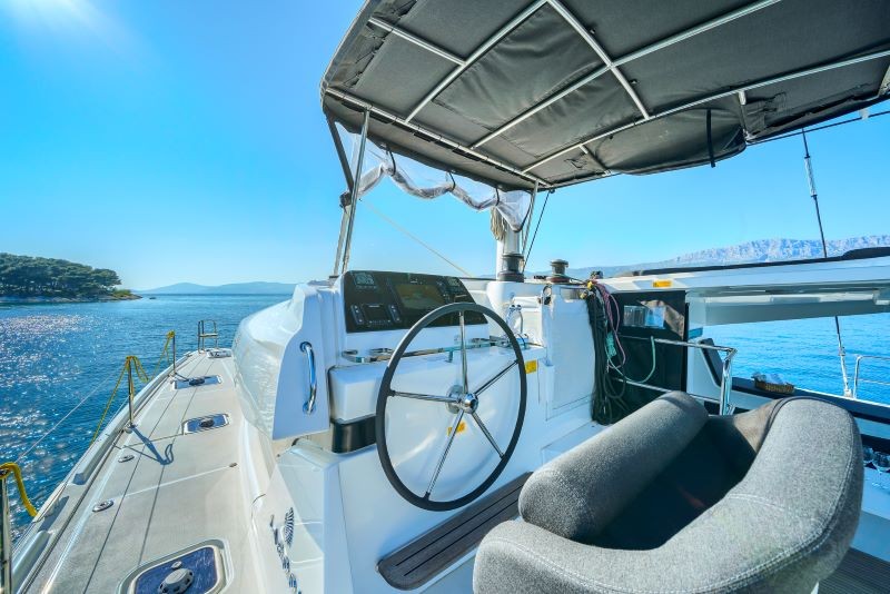 Lagoon 42, Brattia | Yacht Charter Croatia