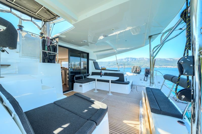 Lagoon 42, Brattia | Yacht Charter Croatia