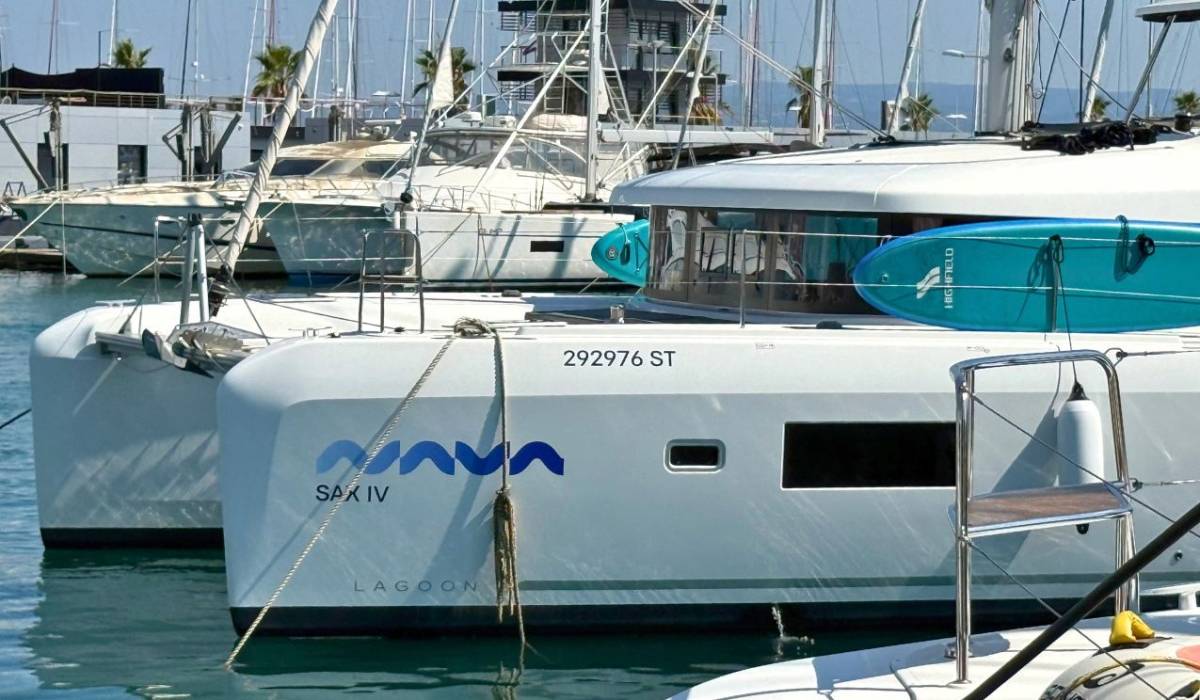 Lagoon 42, Sax IV | Yacht Charter Croatia