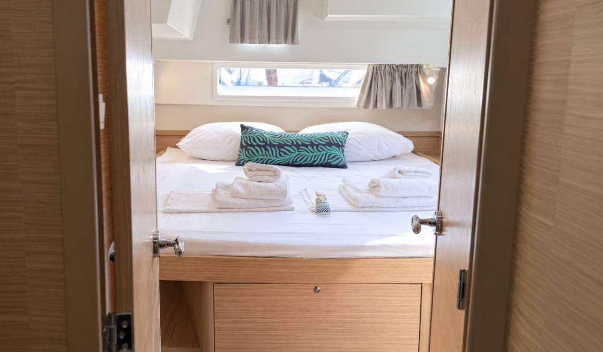 Lagoon 42, Sax IV | Yacht Charter Croatia
