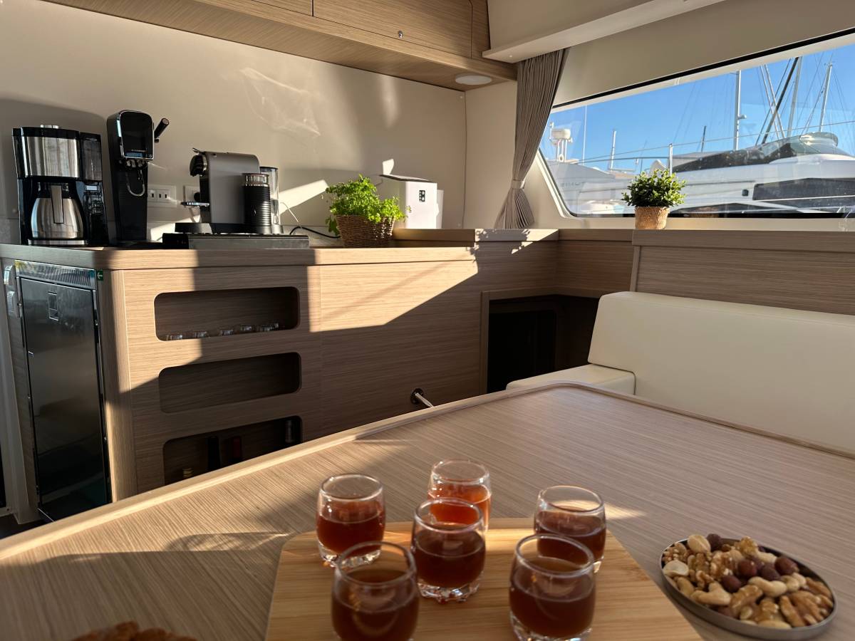 Lagoon 42, Lady Aurora | Yacht Charter Croatia