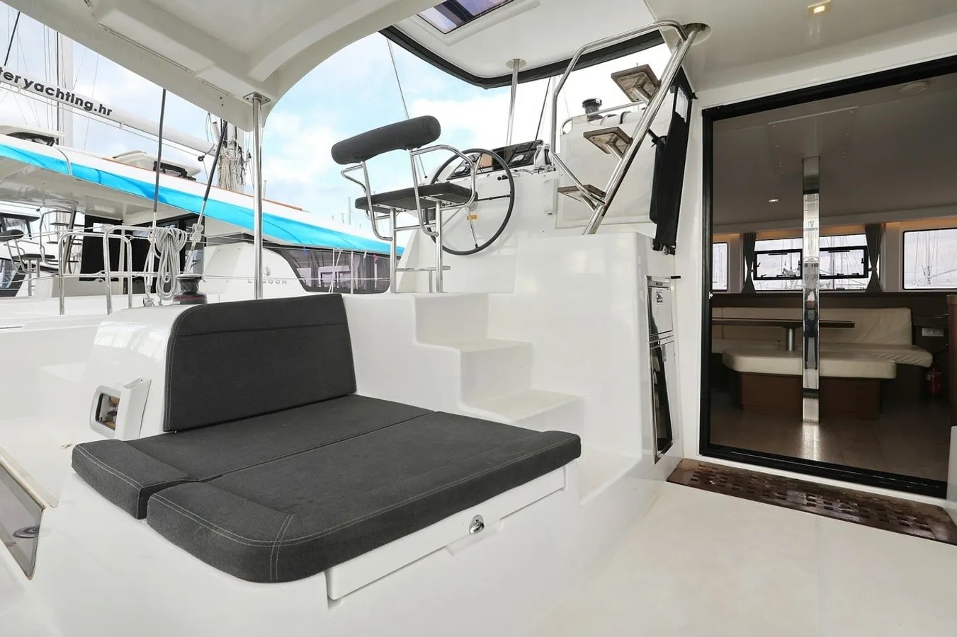 Lagoon 42, Lila | Yacht Charter Croatia