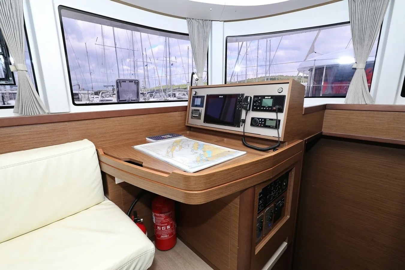 Lagoon 42, Lila | Yacht Charter Croatia